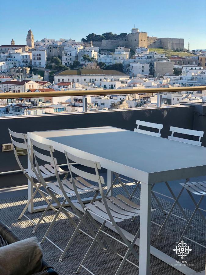 Апартаменты Infinito - Attico Sul Mare Вьесте Экстерьер фото