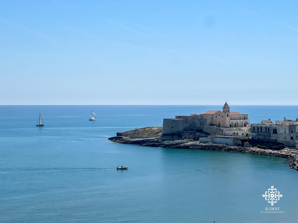 Апартаменты Infinito - Attico Sul Mare Вьесте Экстерьер фото
