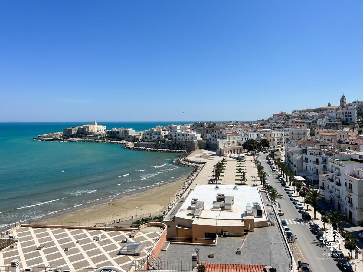 Апартаменты Infinito - Attico Sul Mare Вьесте Экстерьер фото